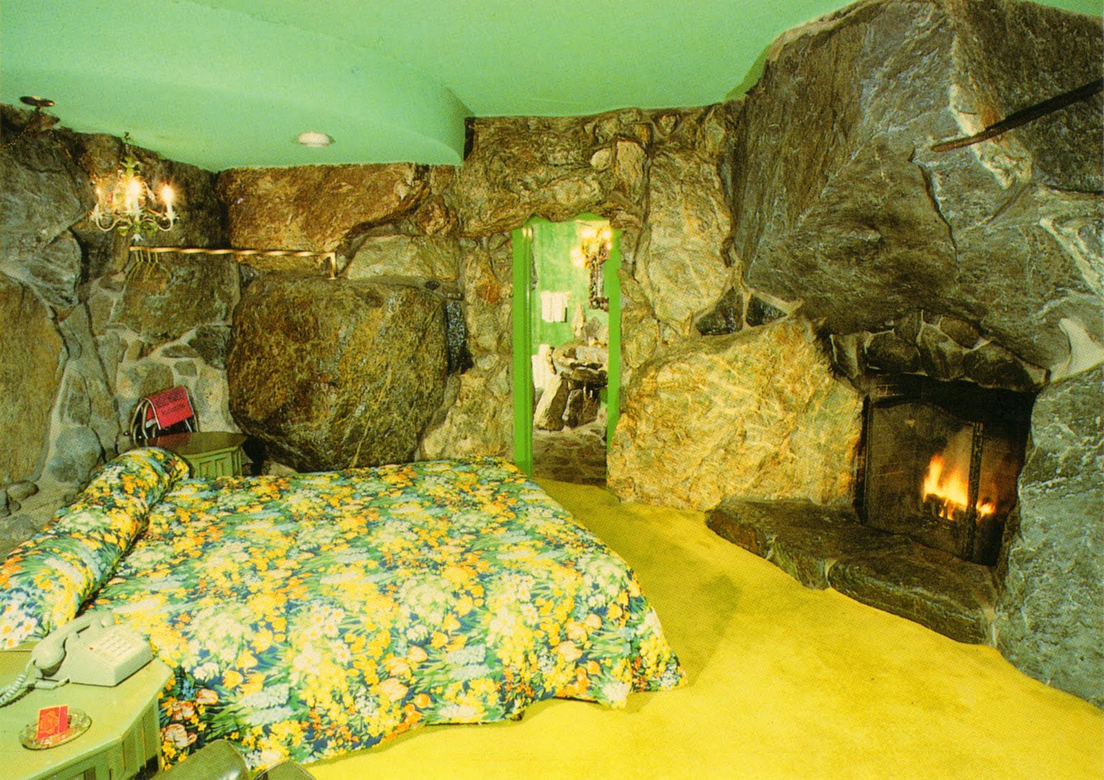 12 Weird Hotel Rooms - FunCage