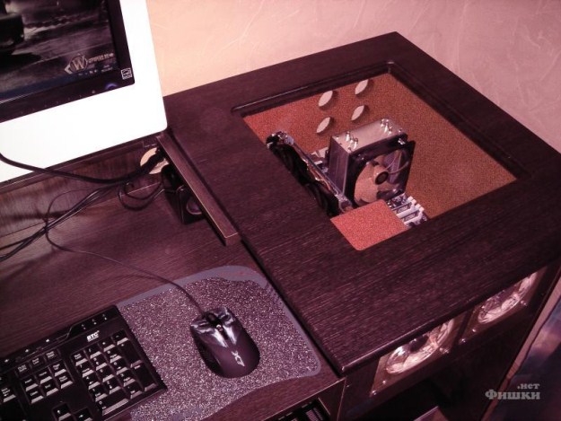 Built-In-Computer-015