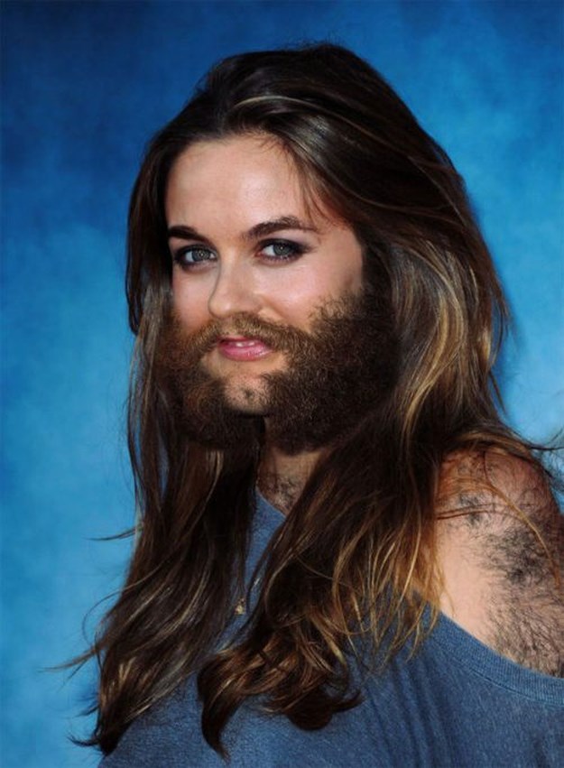 30-Female-Celebrities-with-Beards-009 - FunCage