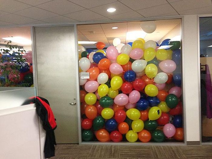 24 Nice prank ideas for April Fools Day 019