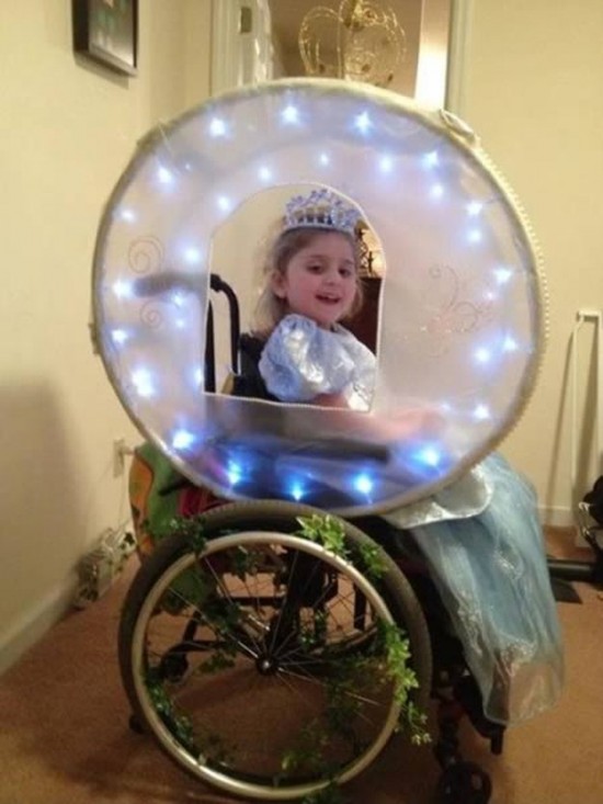 12-Awesome-Wheelchair-Halloween-Costumes-001