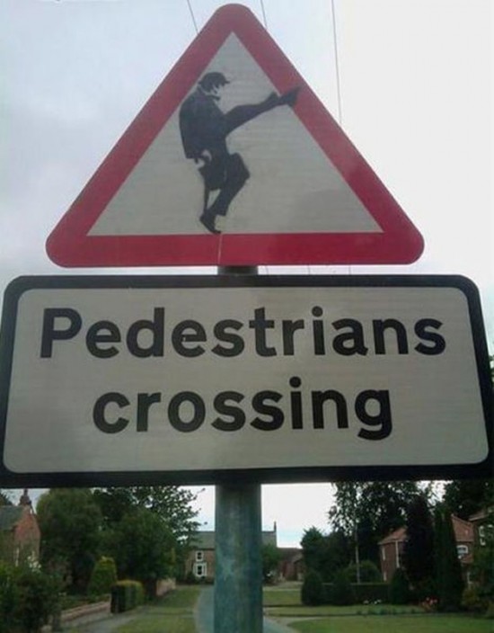 Amusing-Street-Pranks-and-Sign-Gags-009