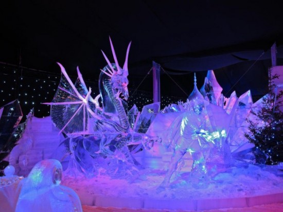 Beautiful-Ice-Sculptures-002