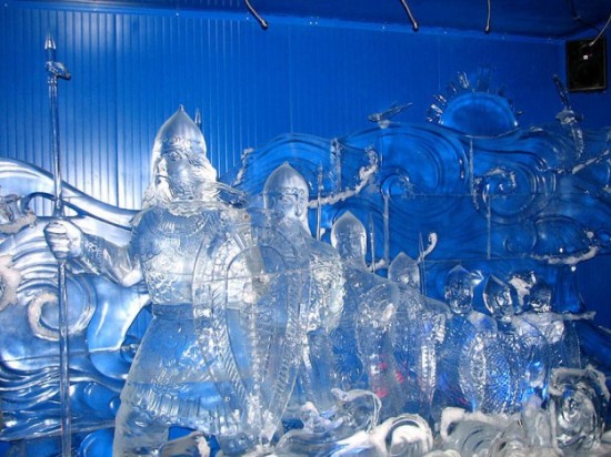 Beautiful-Ice-Sculptures-013