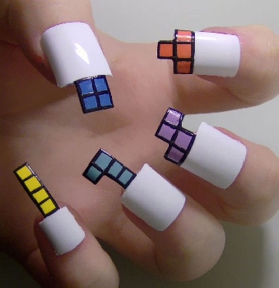Here-Comes-the-Pop-Culture-Nails-002