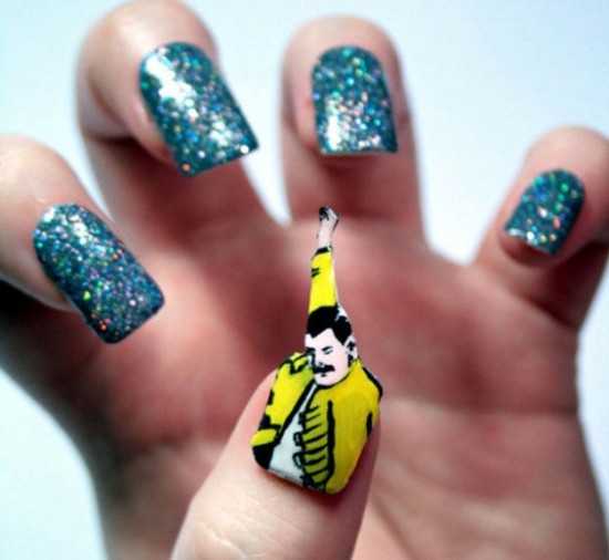 Here-Comes-the-Pop-Culture-Nails-006