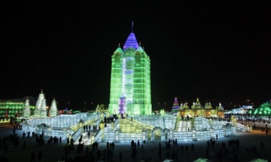 Ice-and-Snow-Sculpture-Festival-029