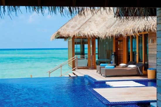 Luxury-holidays-in-the-Maldives-001
