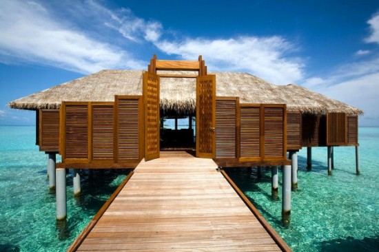 Luxury-holidays-in-the-Maldives-007