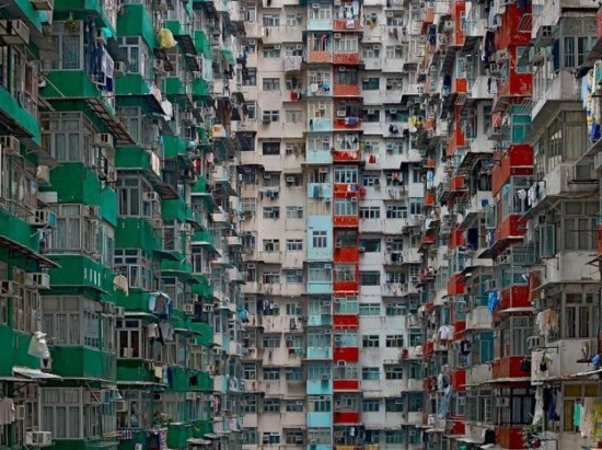 High-rise-buildings-in-Hong-Kong-004