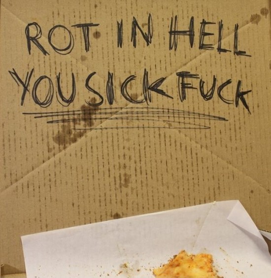 20-Hilariously-Creative-Pizza-Box-Drawing-Requests-018