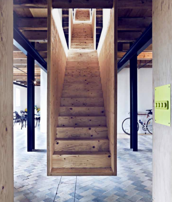 20-Innovative-Staircase-Designs-011