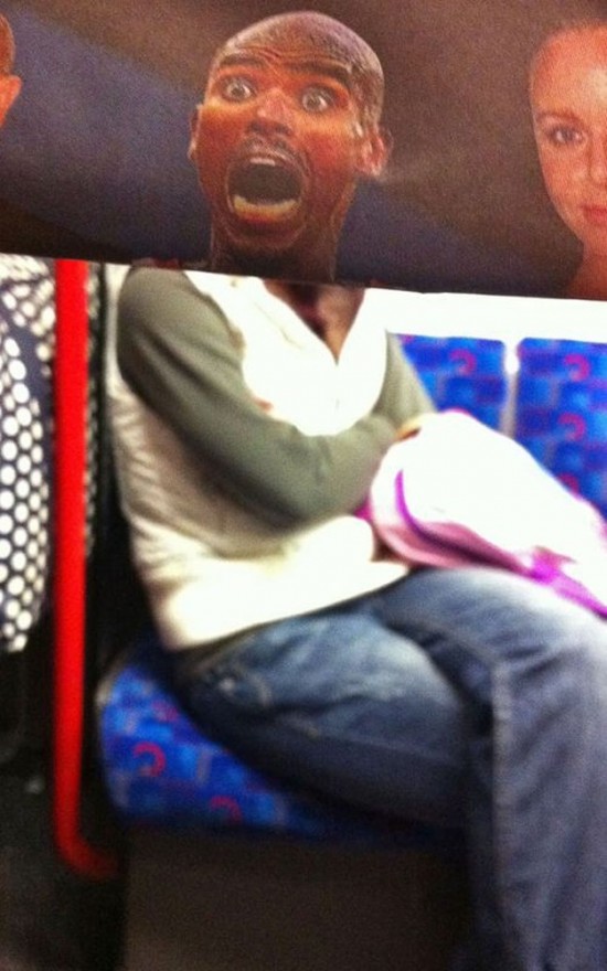 Funny-Newspaper-Photobombs-Amuse-This-Bored-Commuter-013