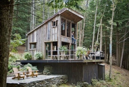Cabin-In-The-Woods-Off-The-Grid-001