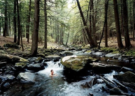 Cabin-In-The-Woods-Off-The-Grid-007