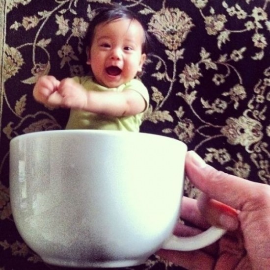 Baby-Mugging-Is-a-New-Trend-018