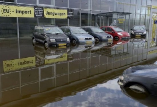 Flooded-Cars-in-Germany-010