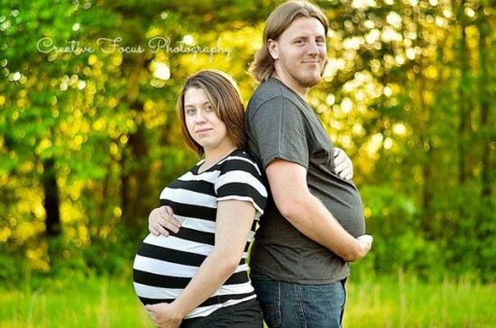 Totally-Embarrassing-Pregnancy-Announcements-004