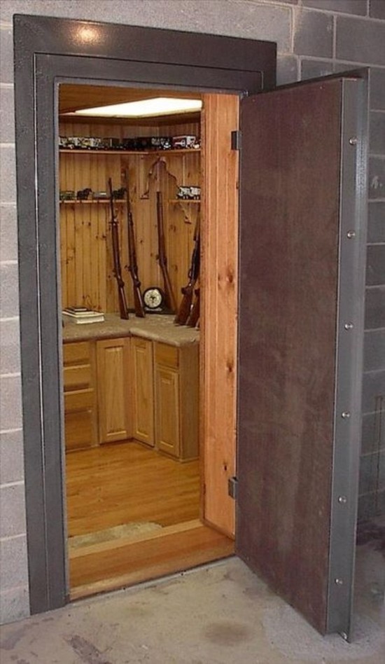 Cool-Stuff-for-Your-Man-Cave-022