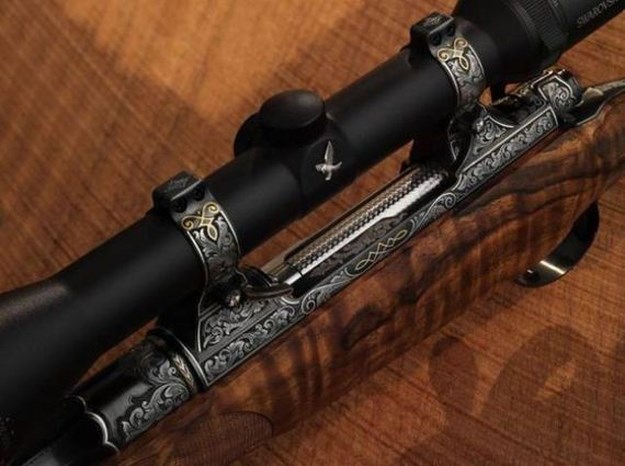 Engraved-Weapons-That-Are-Almost-Works-of-Art-029