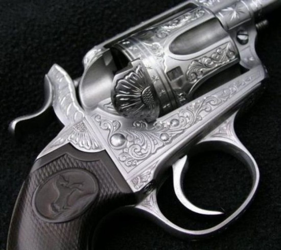 Engraved-Weapons-That-Are-Almost-Works-of-Art-034