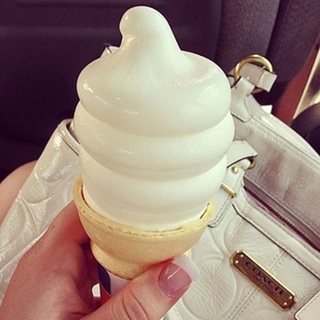 Ice-Cream-Cones-030