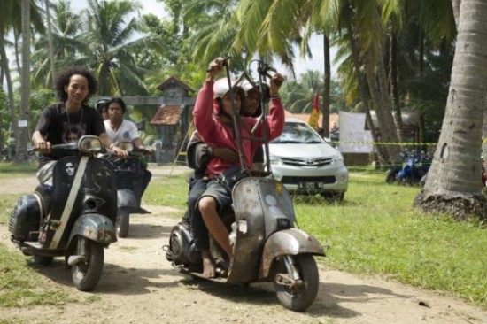 Indonesians-Oddest-Motorbikes-Ever-019