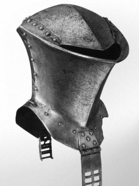 Armored-Combat-Helmets-from-an-Era-Gone-by-032
