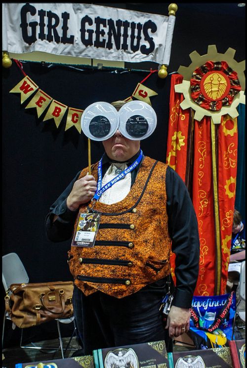 Cosplay-with-Giant-Googly-Eyes-022
