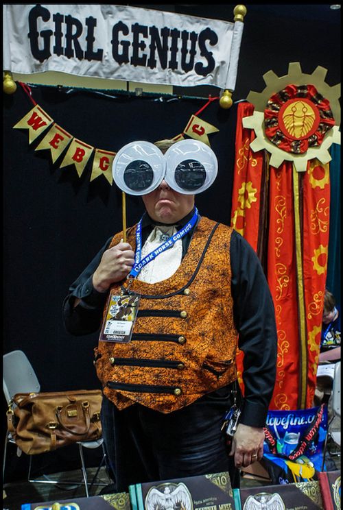 Cosplay-with-Giant-Googly-Eyes-022