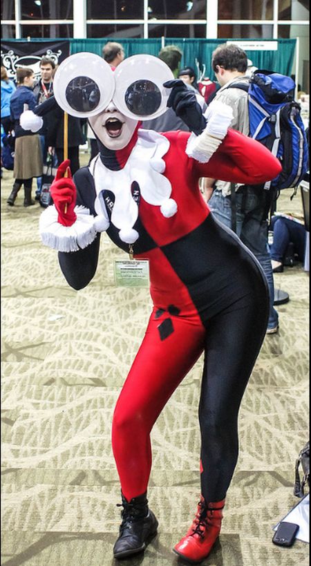 Cosplay-with-Giant-Googly-Eyes-028