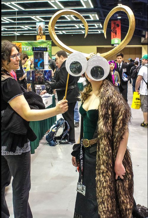 Cosplay-with-Giant-Googly-Eyes-031