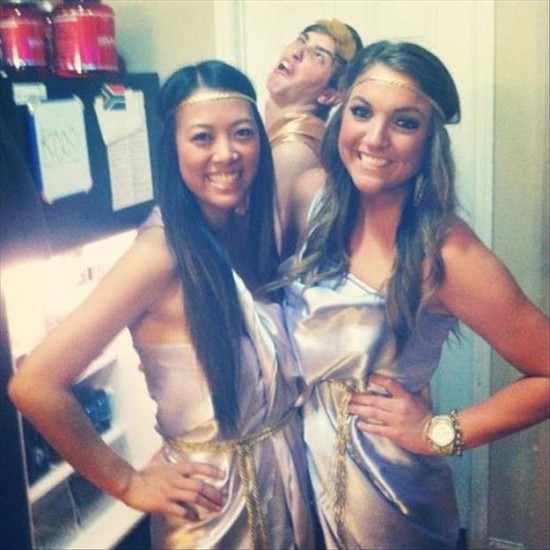 Top-18-Funny-Photobombs-Of-The-Week-006