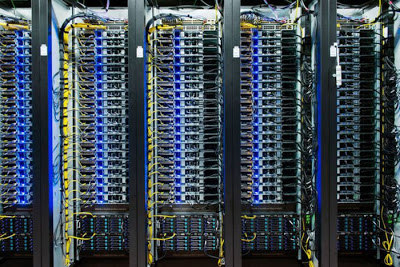 Facebook-Opens-New-Data-Centre-In-Sweden-002