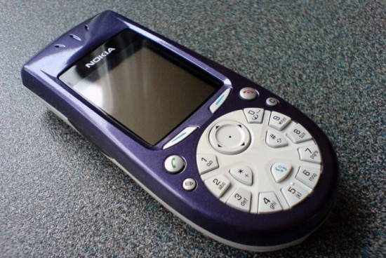 Nokia-Handsets-Since-1984-2013-014