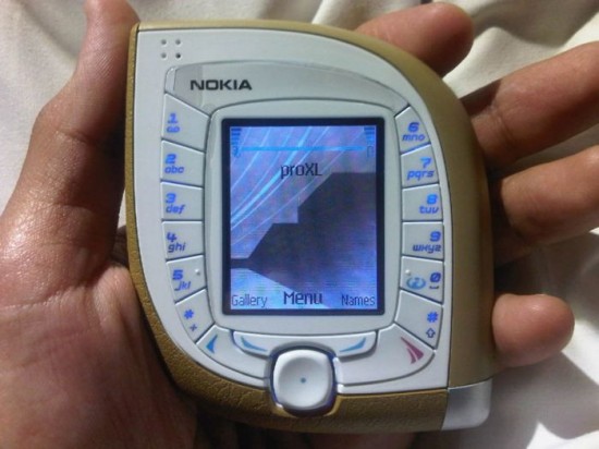 Nokia-Handsets-Since-1984-2013-020