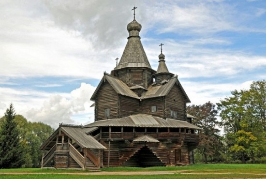 Spectacular-Wooden-Churches-From-Russia-002
