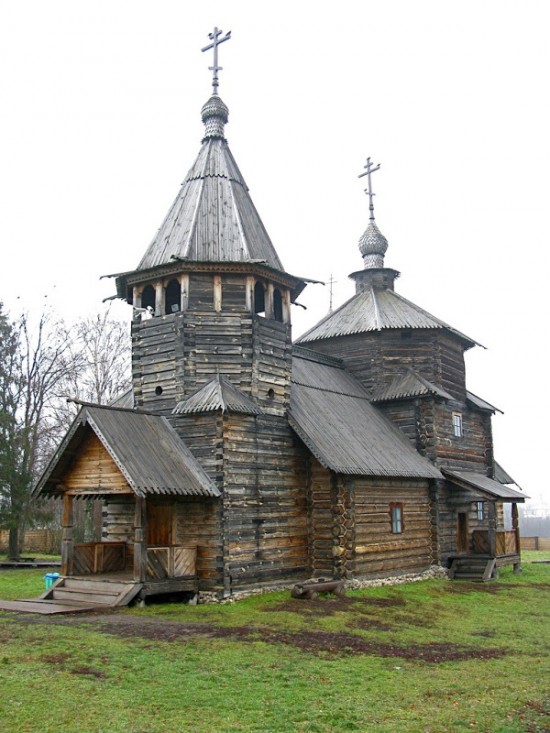 Spectacular-Wooden-Churches-From-Russia-006