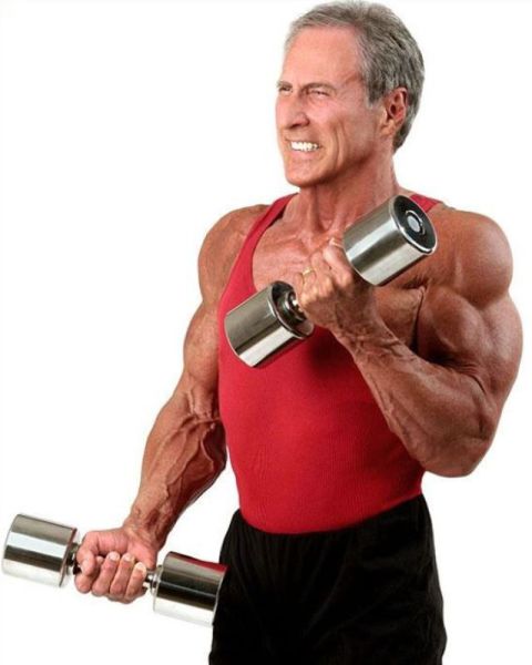 Strong-Bodybuilder-After-30-Years-005