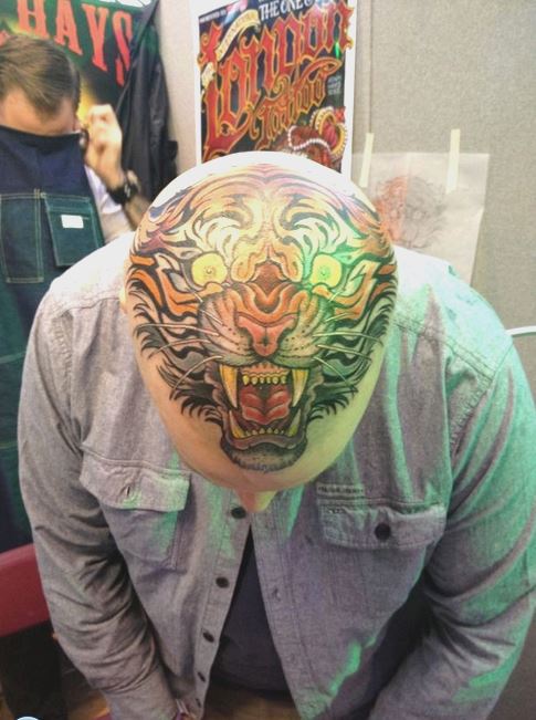 12-Weird-and-Funny-Head-Tattoos-007