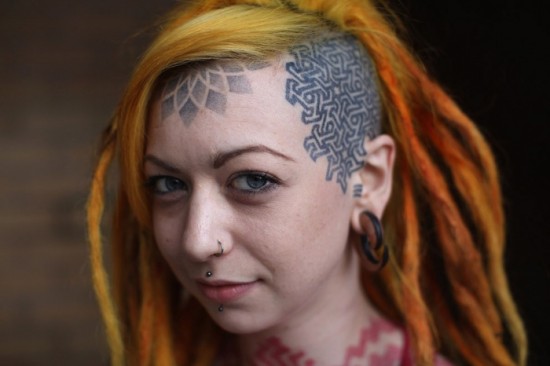 12-Weird-and-Funny-Head-Tattoos-010
