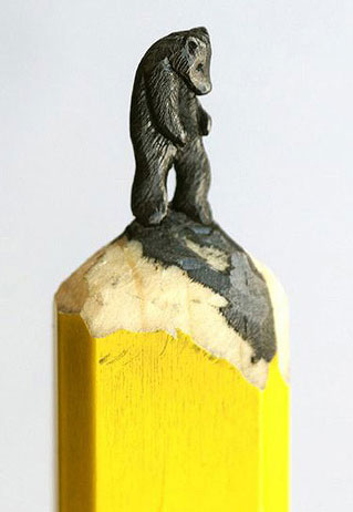8-Sculptures-Carved-on-the-Tips-of-Pencils-002