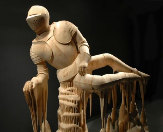 Amazing-Sculptures-Made-from-Wood-002