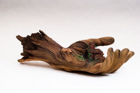 Amazing-Sculptures-Made-from-Wood-010