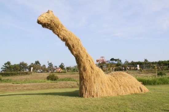 Beautiful-Straw-Beasts-From-Japan-017