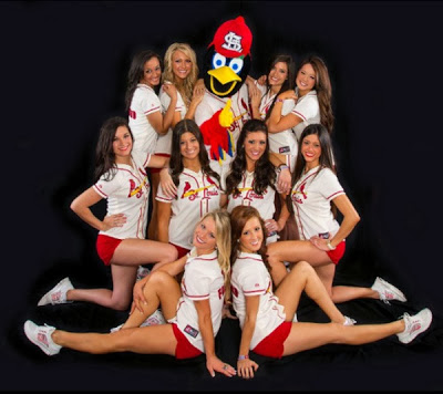 Cardinals-Cheerleaders-013