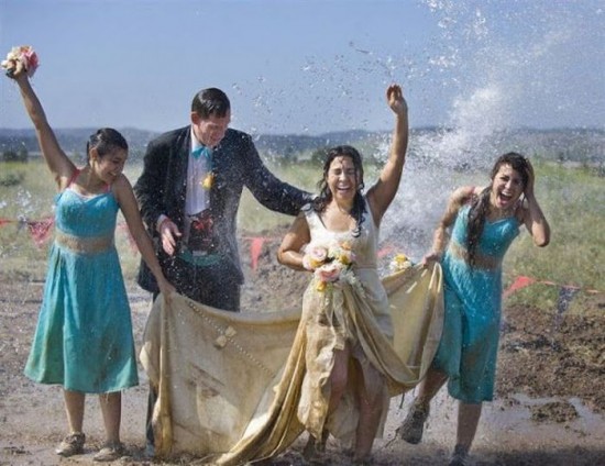 Selection-of-funny-wedding-pictures-030