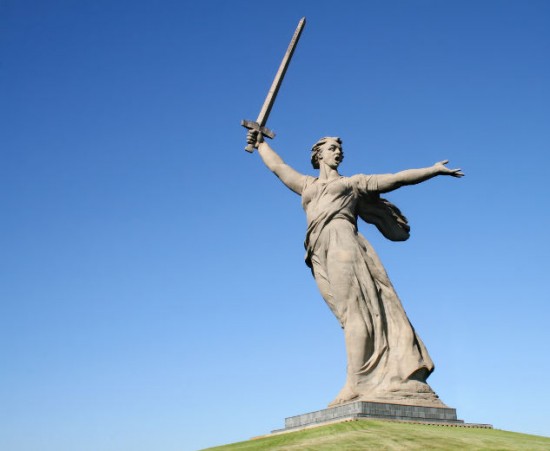 10-Tallest-Statues-In-The-World-008
