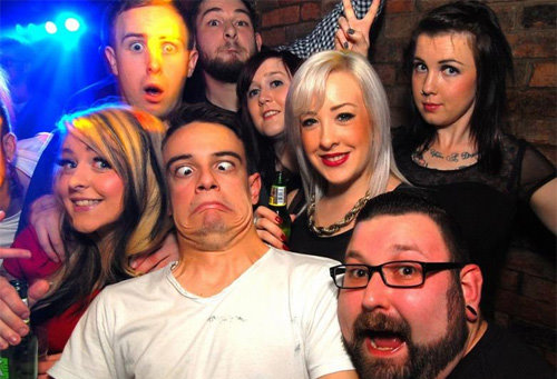 15-Group-Photos-Ruined-by-One-Person-001