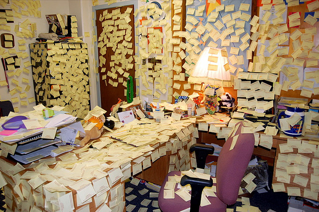 5-Unorthodox-Uses-for-Post-Its-001